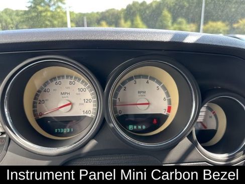 Used 2010 Dodge Challenger SE image 22