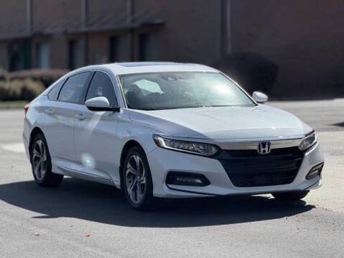 Used 2020 Honda Accord EX image 3