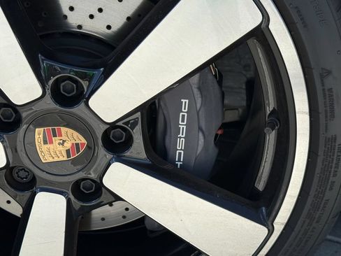 Used 2026 Porsche 911 Carrera RWD image 8