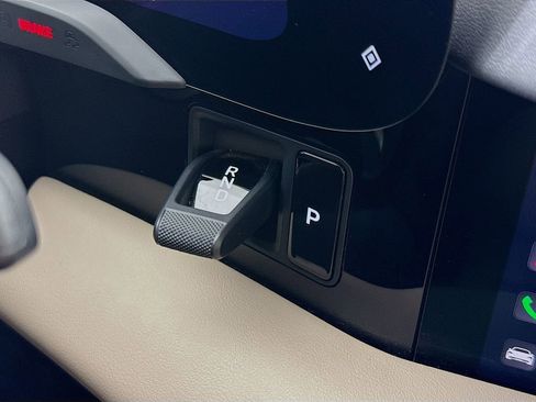 Certified 2021 Porsche Taycan RWD image 20