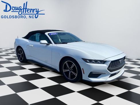 Used 2024 Ford Mustang Premium RWD image 7