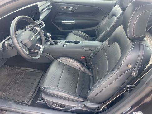 Used 2024 Ford Mustang GT Premium image 5