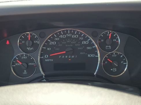 New 2025 Chevrolet Express 2500 w/ Driver Convenience Package RWD image 19