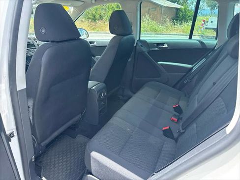 Used 2013 Volkswagen Tiguan S AWD/4WD image 6