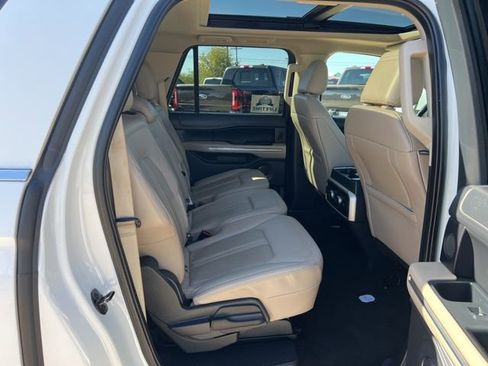 Used 2023 Ford Expedition Max Limited image 30