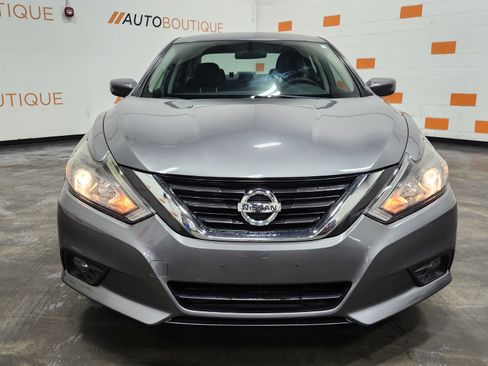 Used 2018 Nissan Altima 2.5 SR w/ SR Special Edition image 12