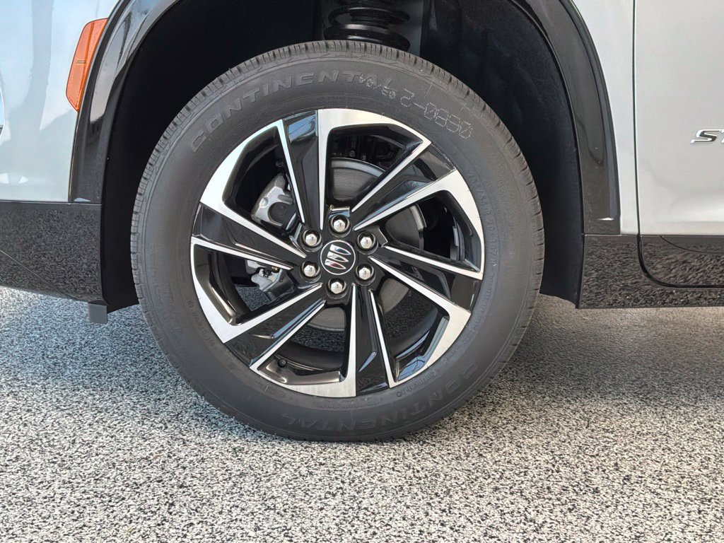 New 2026 Buick Enclave Sport Touring w/ Power Package FWD image 4