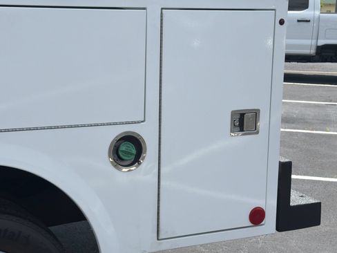 New 2026 Ford F450 XL RWD image 30