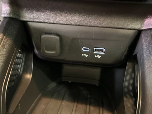 Used 2024 Chevrolet TrailBlazer LT FWD image 29