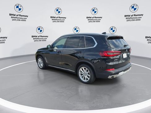 Used 2023 BMW X5 xDrive40i AWD/4WD image 6