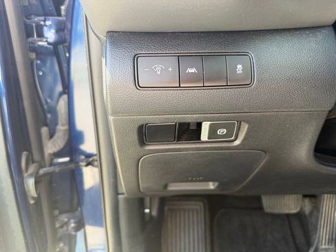 Used 2022 Hyundai Santa Fe SEL AWD/4WD image 16
