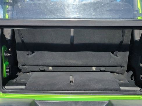 Used 2018 Jeep Wrangler Sport image 13