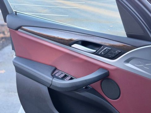 Certified 2024 BMW X3 xDrive30i w/ Premium Package w/ZPA image 20