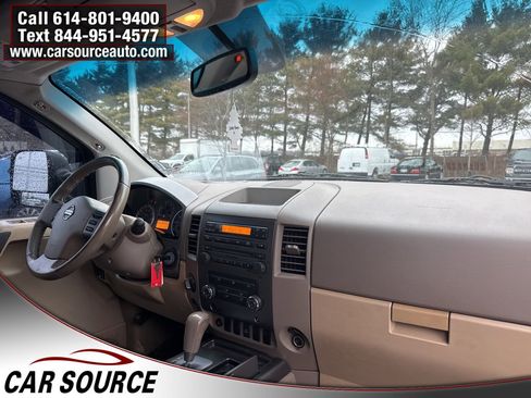Used 2008 Nissan Titan SE image 28