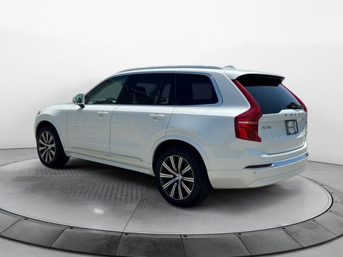 Certified 2025 Volvo XC90 B5 Core AWD/4WD image 5