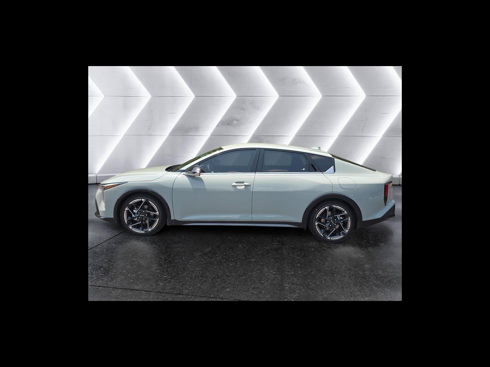 New 2026 Kia K4 GT-Line FWD image 2