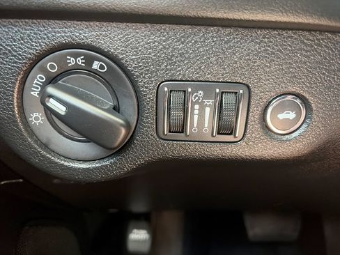 Used 2021 Dodge Charger SXT w/ Plus Group RWD image 18