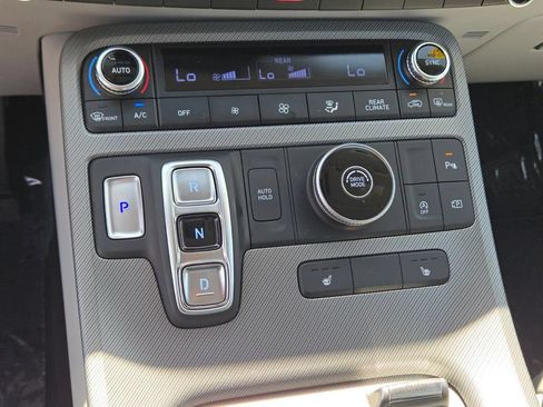 Used 2025 Hyundai Palisade SEL FWD image 24