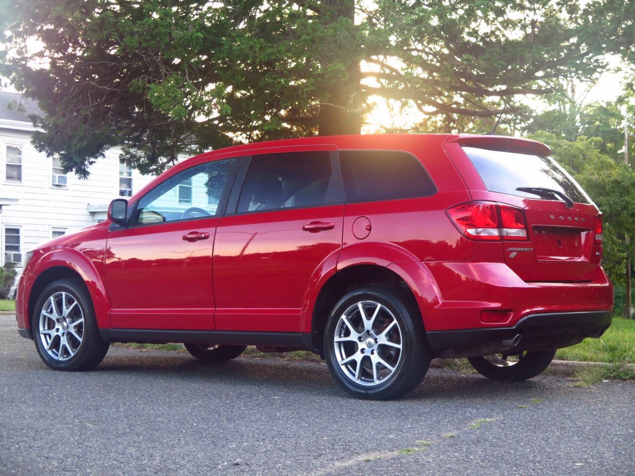 Used 2018 Dodge Journey GT w/ Nav & Sun Group AWD/4WD image 3