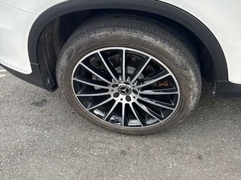 Used 2022 Mercedes-Benz GLC 300 image 15