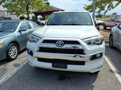Used 2016 Toyota 4Runner Limited AWD/4WD image 6