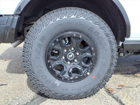 New 2026 Ford Bronco Badlands AWD/4WD image 7