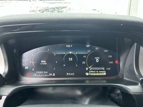 Used 2024 Lincoln Aviator AWD w/ Elements Package image 2