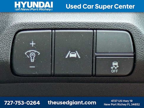 Certified 2023 Hyundai Elantra Limited FWD image 28