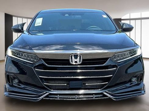 Used 2021 Honda Accord Sport image 2