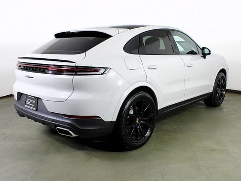 Certified 2026 Porsche Cayenne Coupe AWD/4WD image 7