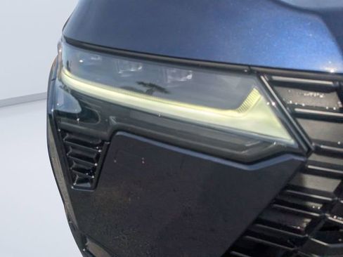 Used 2024 Lexus GX 550 w/ Accessory Package (2T) AWD/4WD image 9