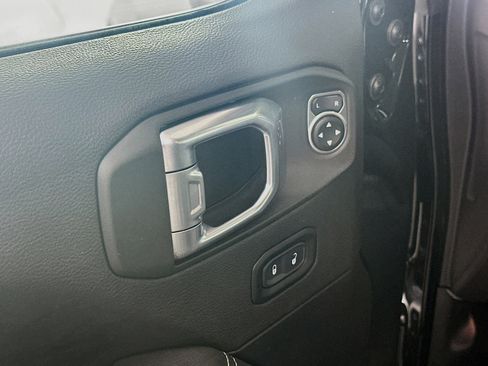 Used 2023 Jeep Wrangler Sahara w/ Cold Weather Group image 15