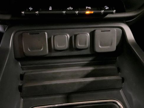Used 2018 Chevrolet Silverado 1500 LTZ Z71 w/ LTZ Plus Package AWD/4WD image 30