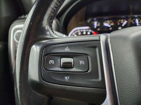 Used 2019 GMC Sierra 1500 SLE image 17