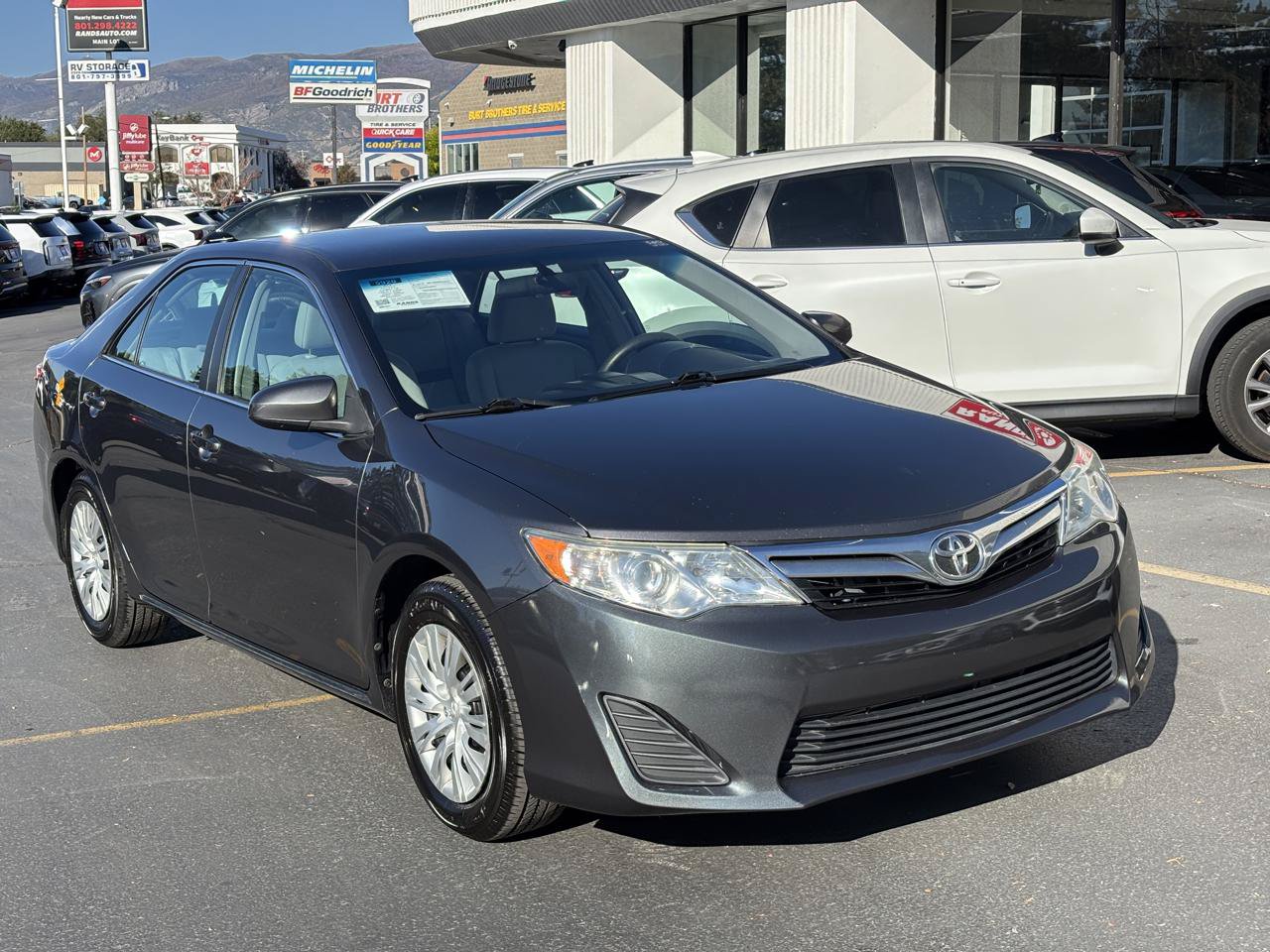 Used 2014 Toyota Camry LE w/ Fleet Convenience Package FWD image 2
