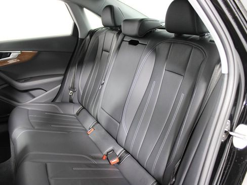 Used 2022 Audi A4 2.0T Premium Plus w/ Premium Plus Package image 27