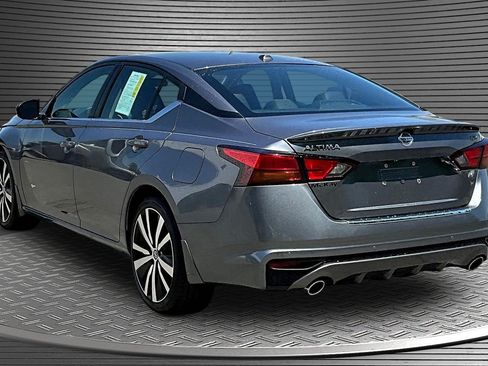 Used 2021 Nissan Altima 2.5 SR w/ SR Premium Package FWD image 4