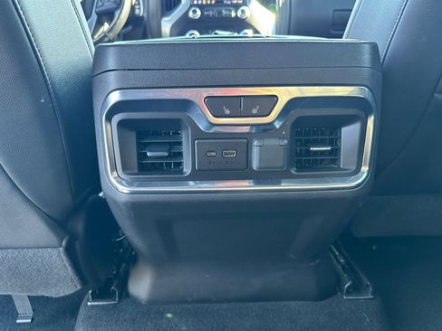 Used 2020 GMC Sierra 1500 SLT w/ SLT Premium Plus Package AWD/4WD image 7