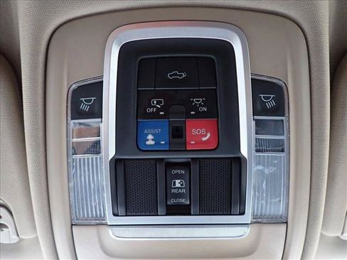 Used 2021 RAM 1500 Laramie AWD/4WD image 22