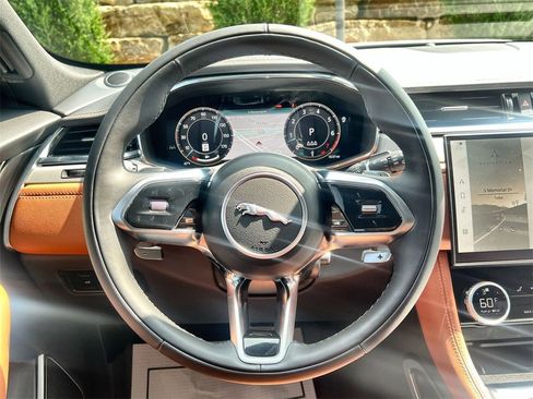 New 2026 Jaguar F-PACE R-Dynamic S image 21