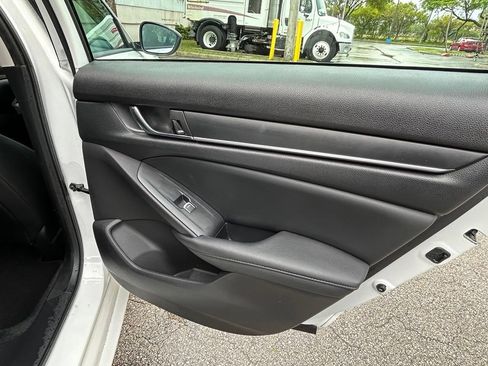 Used 2021 Honda Accord Sport Special Edition image 32