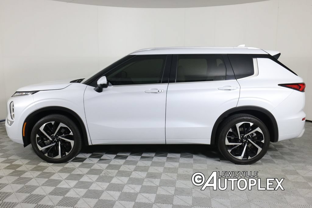 Used 2024 Mitsubishi Outlander SEL FWD image 8