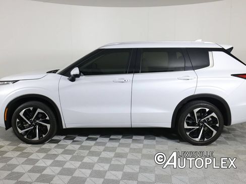 Used 2024 Mitsubishi Outlander SEL FWD image 8