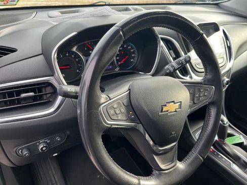 Used 2020 Chevrolet Equinox LT image 5