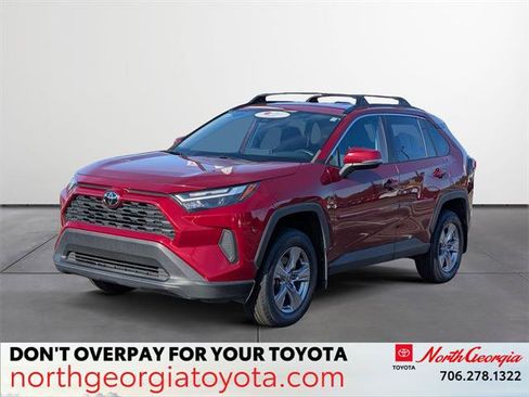 Used 2022 Toyota RAV4 XLE image 1