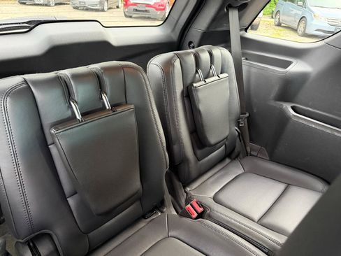 Used 2011 Ford Explorer Limited w/ 302A Rapid Spec Order Code FWD image 14