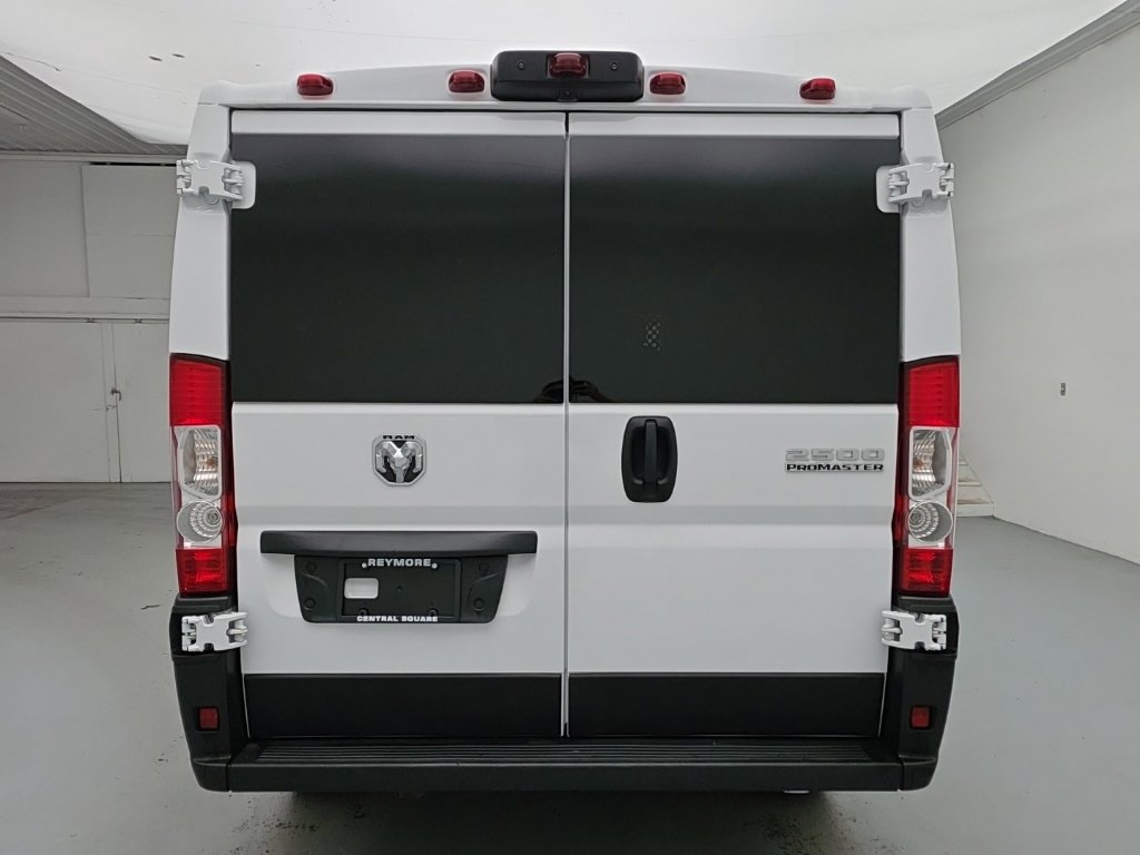 Used 2025 RAM ProMaster 2500 w/ U-Haul Equipment Group FWD image 11