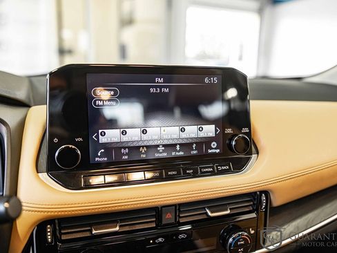 Used 2022 Nissan Rogue Platinum w/ Head-Up Display Package image 26