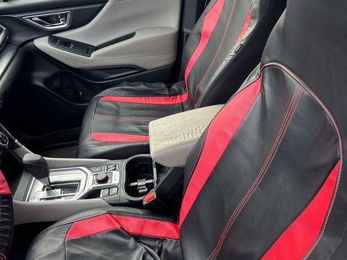 Used 2020 Subaru Forester Premium image 18