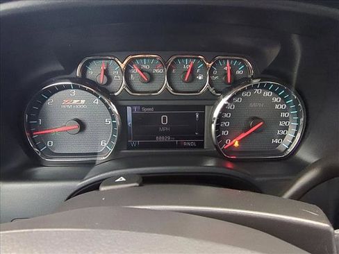 Used 2018 Chevrolet Silverado 1500 LT w/ All Star Edition image 10